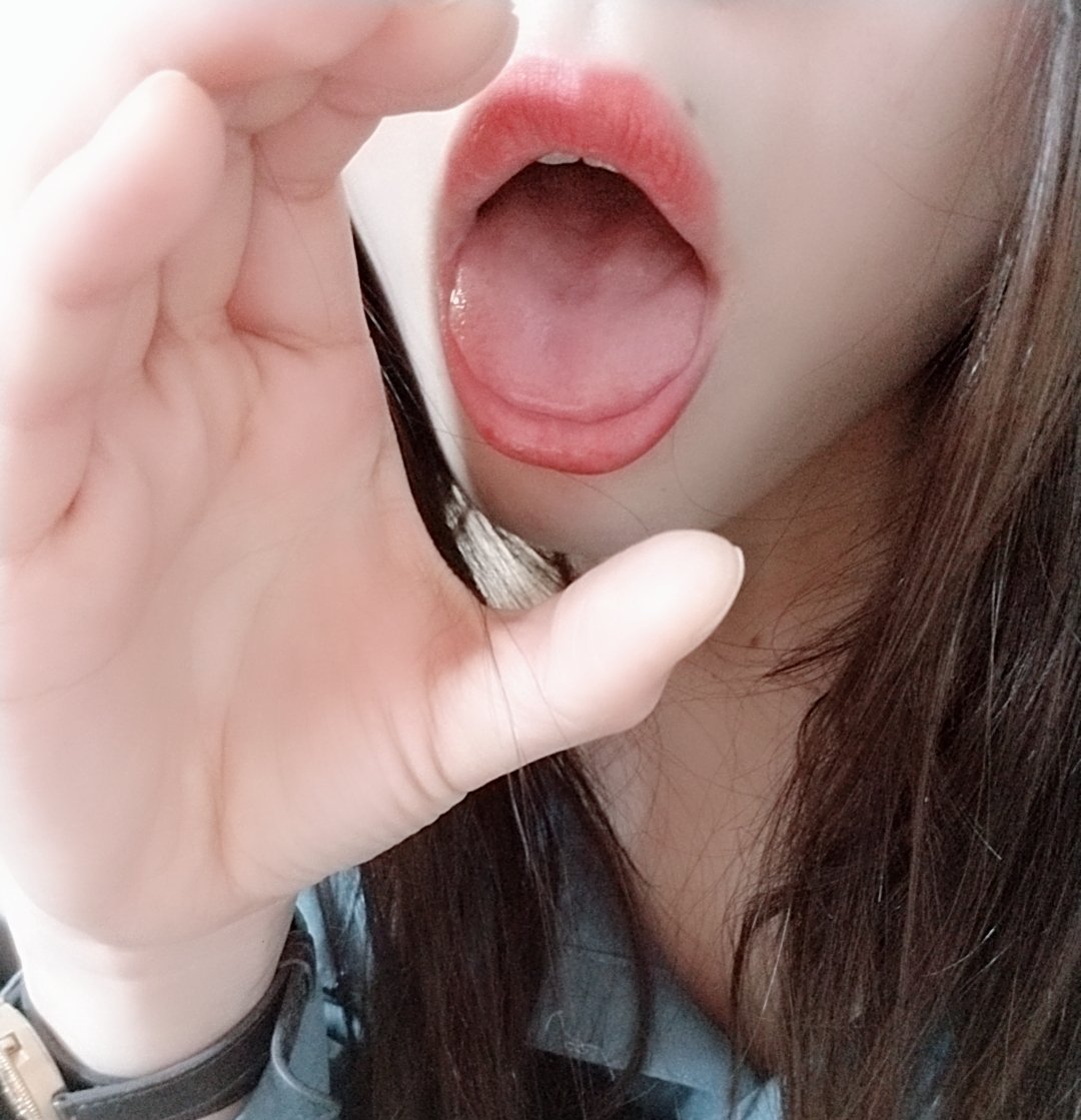 裏垢女子の舌乳晒し (2)