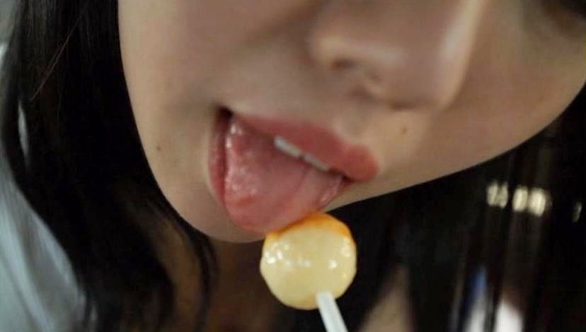 小栗まりの舐め舌1 (8)